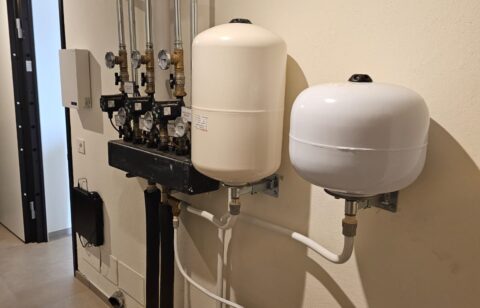 7d2d2636-e0b9-4777-a691-4b6893af5dce